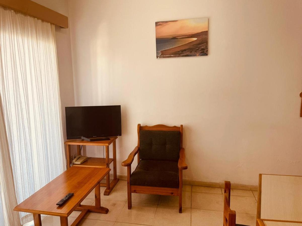 Kaan Hotel & Apartment Kyrenia  Ngoại thất bức ảnh